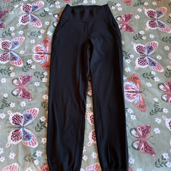 Lululemon Align Joggers - Picture 1 of 3